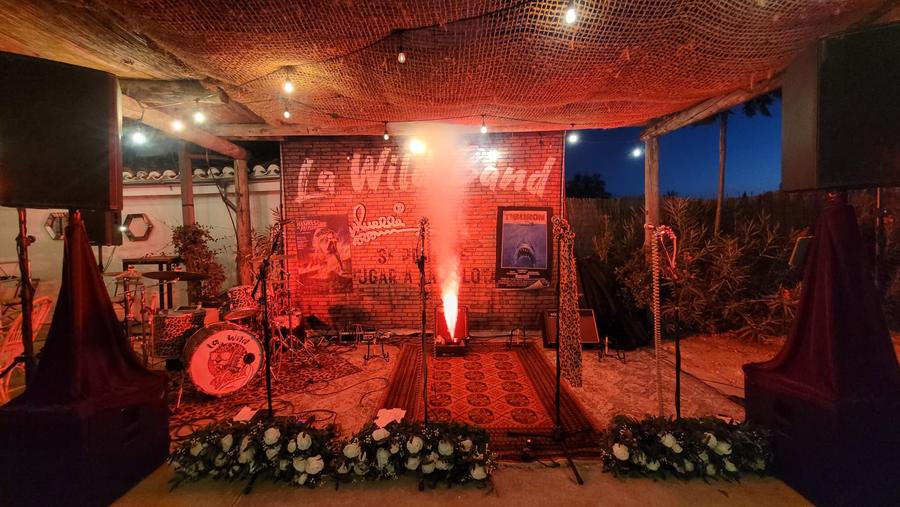 Escenario La Wild Band 1